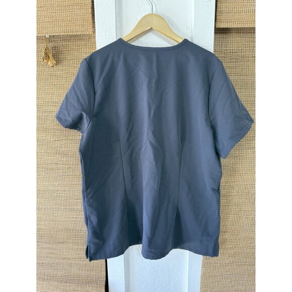 Figs Women's Casma Scrub Top Graphite Gray Size XL - Picture 2 of 6